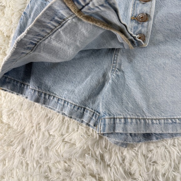 American Eagle Denim Jean Skort Light Wash Size 4 Chic Summer Casual Y2K 90s - Picture 5 of 12